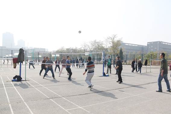 说明: E:\work\宣传部\宣传工作\Photos\2018\201811\20181109小黄书
召开教职工趣味运动竞赛\xcb\IMG_7044.JPG