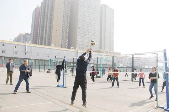 说明: E:\work\宣传部\宣传工作\Photos\2018\201811\20181109小黄书
召开教职工趣味运动竞赛\xcb\IMG_6998.JPG